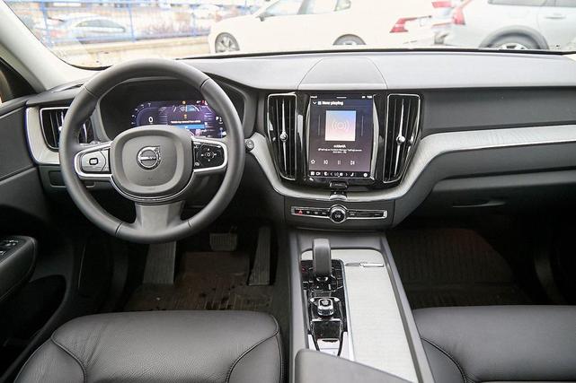 Photo of 2025 Denim Blue Metallic Volvo XC60
