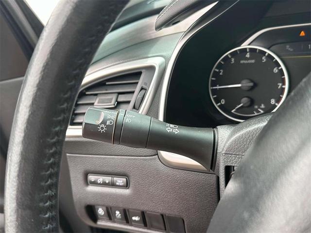 Photo of 2018 Arctic Blue Metallic Nissan Murano