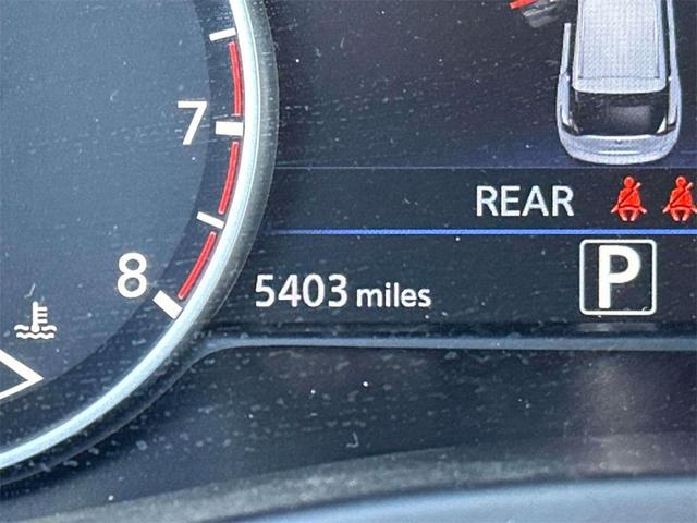 Photo of 2023 Black Nissan Murano