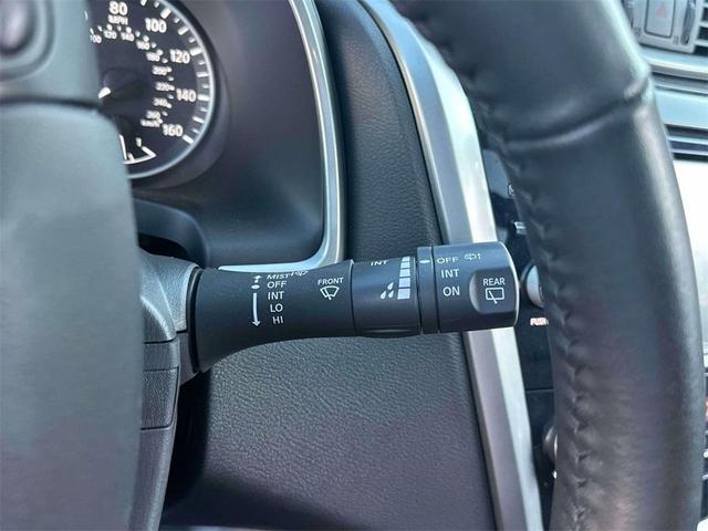 Photo of 2023 Black Nissan Murano
