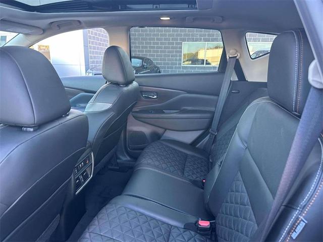 Photo of 2023 Black Nissan Murano