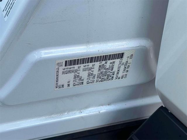 Photo of 2021 White Nissan Rogue