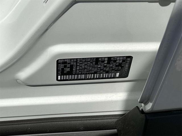 Photo of 2025 Everest White P Nissan Rogue