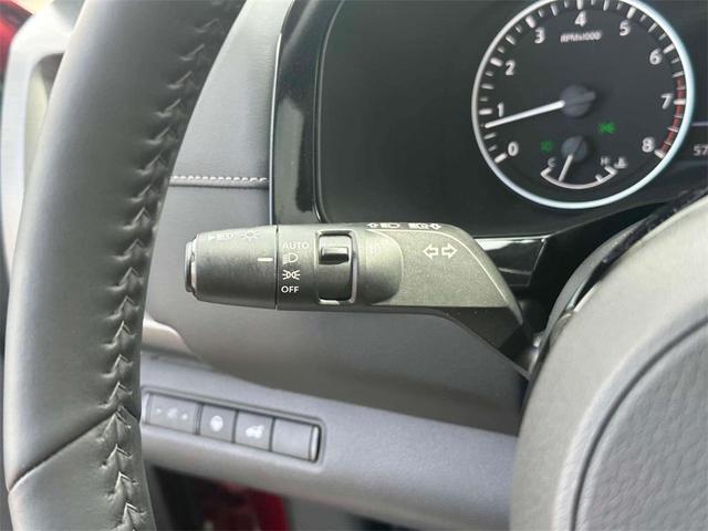 Photo of 2023 Scarlet Ember Nissan Pathfinder