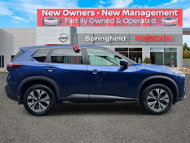 Photo of 2022 Caspian Blue Nissan Rogue