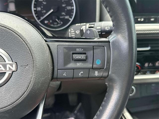 Photo of 2022 Scarlet Ember Nissan Rogue