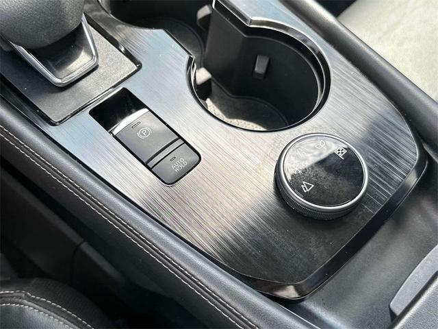 Photo of 2022 Scarlet Ember Nissan Rogue