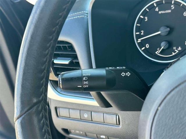 Photo of 2023 Black Nissan Rogue