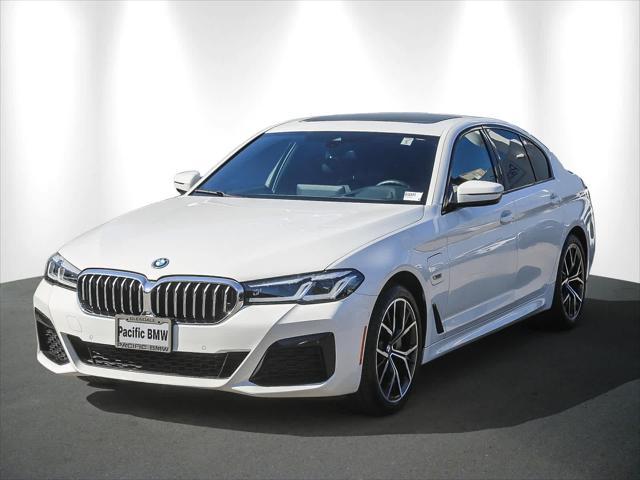 Photo of 2022 White BMW 530e