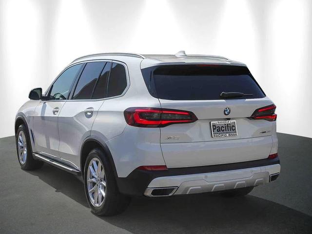 Photo of 2022 White BMW X5
