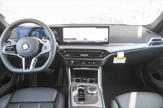 Photo of 2025 Blue BMW 330