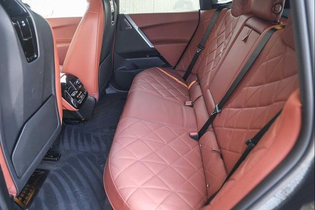 Photo of 2025 Black BMW iX