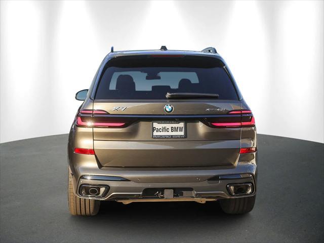 Photo of 2026 Green BMW X7
