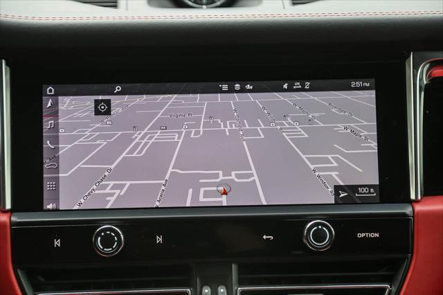 Photo of 2023 White Porsche Macan