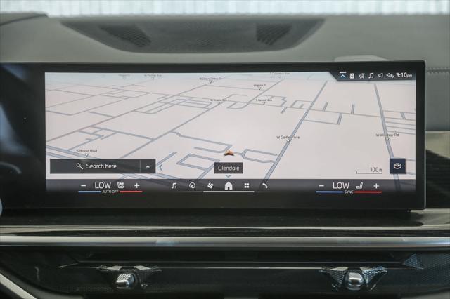 Photo of 2026 White BMW X5 PHEV