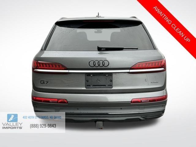 Photo of 2021 Samurai Gray Metallic Audi Q7