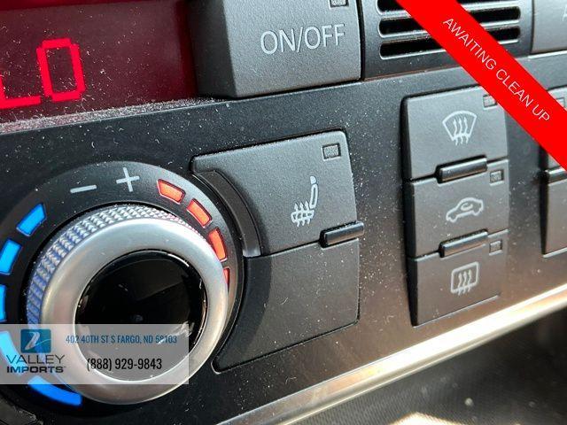 Photo of 2015 Orca Black Metallic Audi Q7