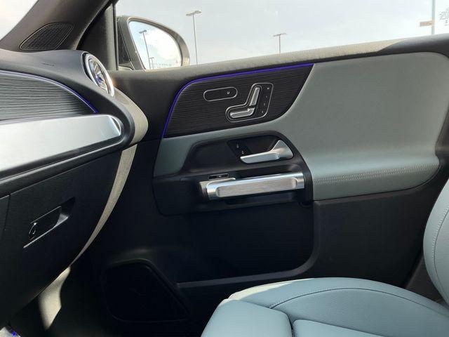Photo of 2026 Midnight Black Mercedes-Benz GLB 250