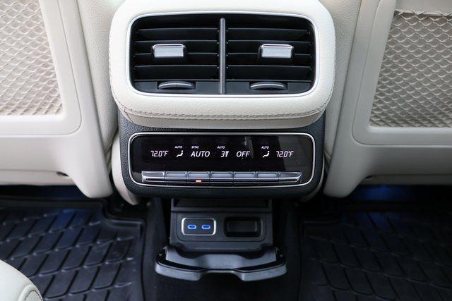 Photo of 2025 Black Mercedes-Benz GLS 450