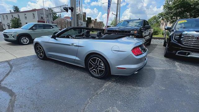 Photo of 2023 Shadow Black Ford Mustang