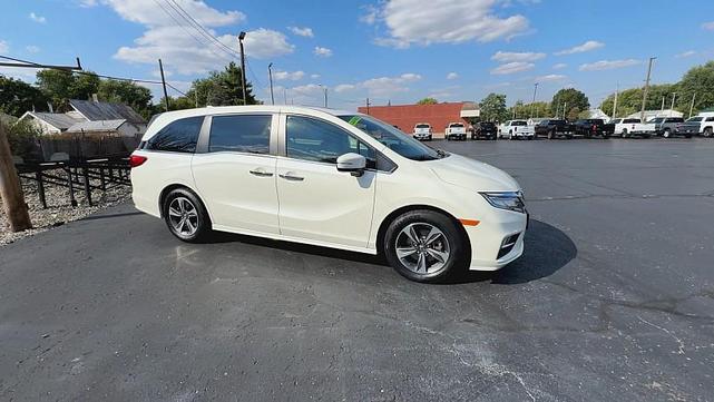 Photo of 2018 White Diamond Pearl Honda Odyssey