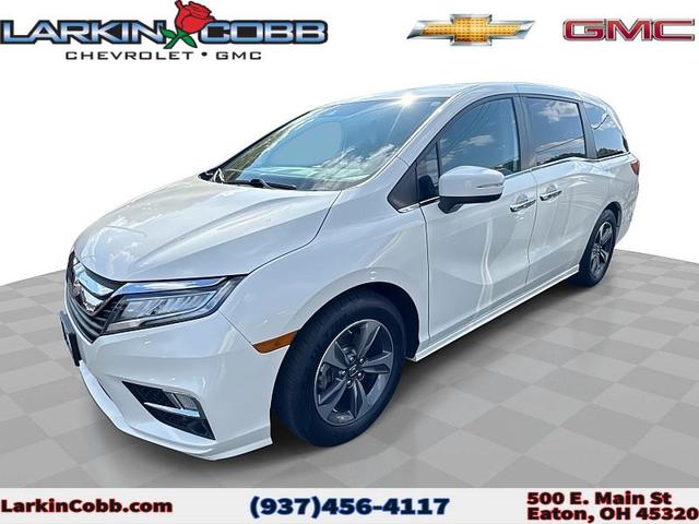 Photo of 2018 White Diamond Pearl Honda Odyssey
