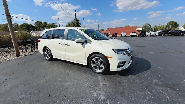 Photo of 2018 White Diamond Pearl Honda Odyssey