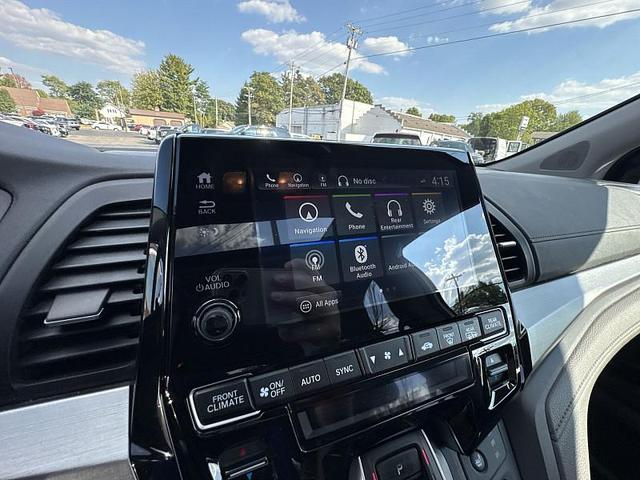 Photo of 2018 White Diamond Pearl Honda Odyssey