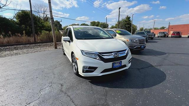 Photo of 2018 White Diamond Pearl Honda Odyssey