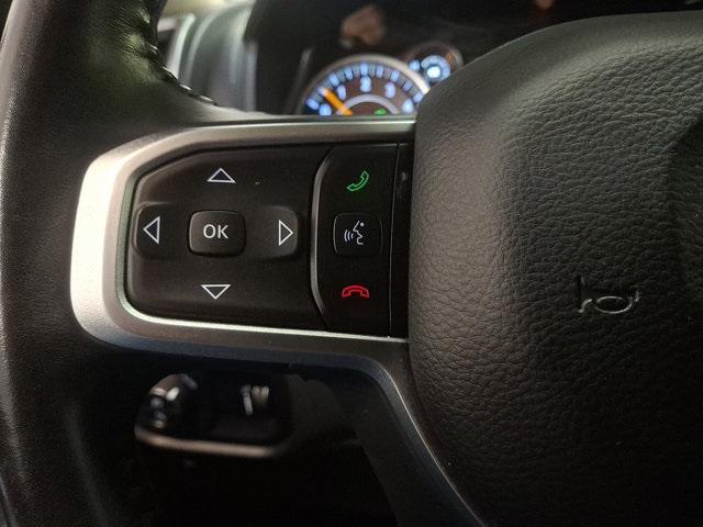 Photo of 2020 Diamond Black Crystal Pearlcoat RAM 1500