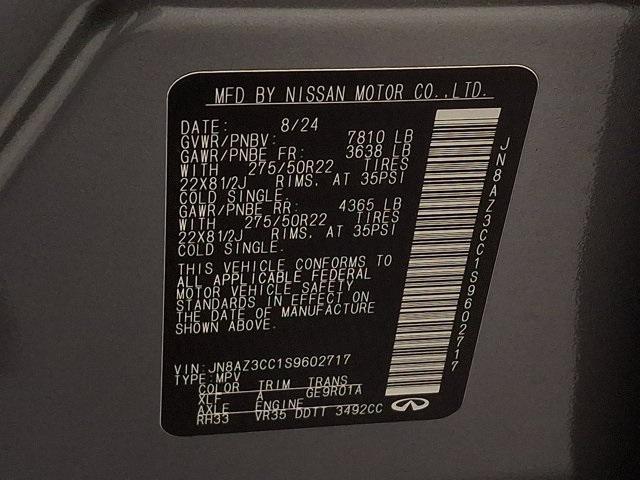 Photo of 2025 Dynamic Metal/Black Obsidian INFINITI QX80