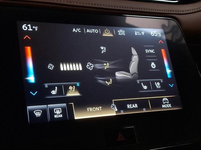 Photo of 2025 Dynamic Metal/Black Obsidian INFINITI QX80