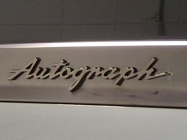 Photo of 2025 Dynamic Metal/Black Obsidian INFINITI QX80