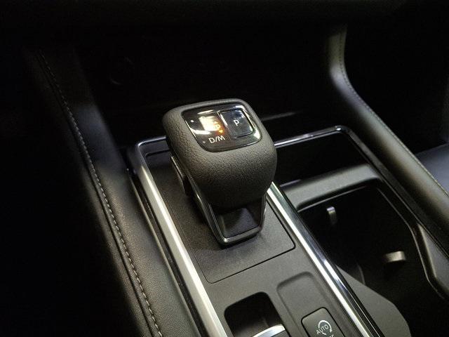 Photo of 2022 Gun Metallic Nissan Pathfinder