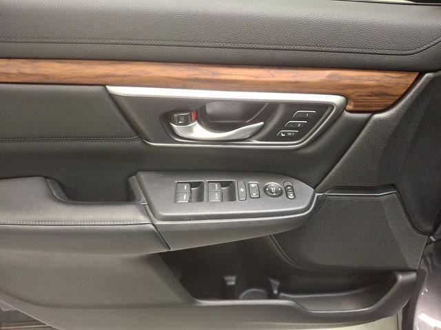 Photo of 2020 Sonic Gray Pearl Honda CR-V Hybrid