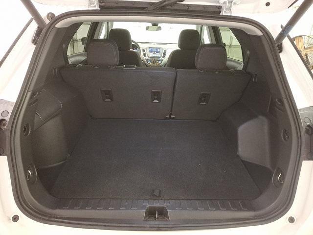 Photo of 2024 Summit White Chevrolet Equinox