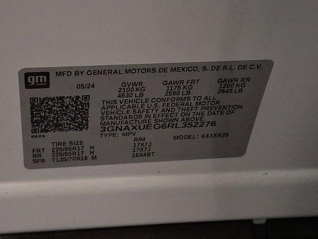 Photo of 2024 Summit White Chevrolet Equinox