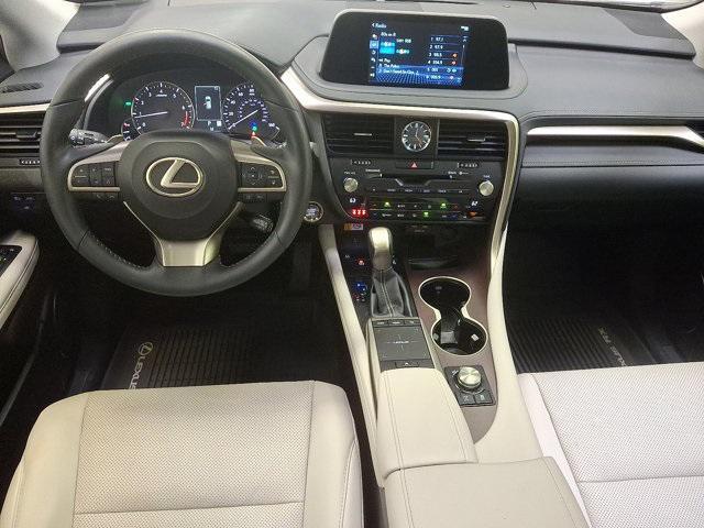 Photo of 2022 Ultra White Lexus RX 350