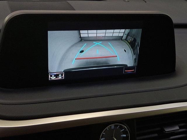 Photo of 2022 Ultra White Lexus RX 350