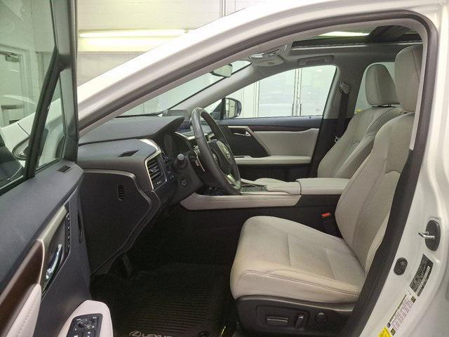 Photo of 2022 Ultra White Lexus RX 350