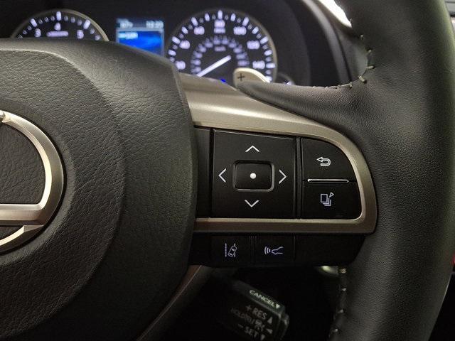 Photo of 2022 Ultra White Lexus RX 350