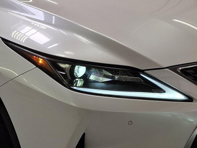 Photo of 2022 Ultra White Lexus RX 350