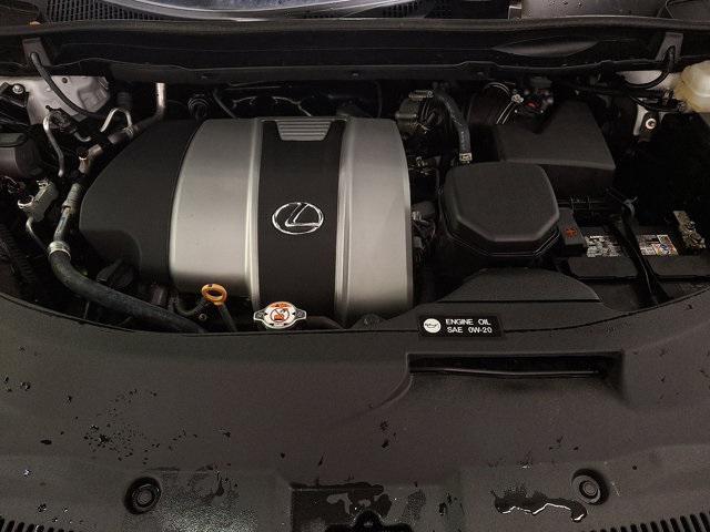 Photo of 2022 Ultra White Lexus RX 350