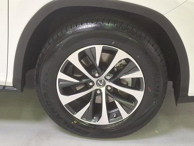 Photo of 2022 Ultra White Lexus RX 350