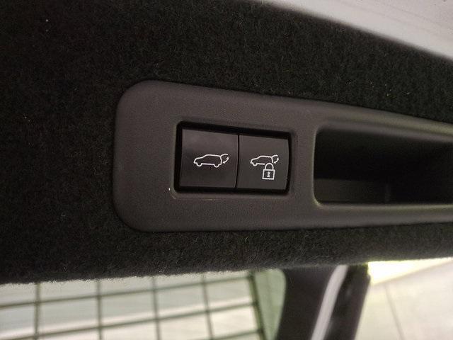 Photo of 2022 Ultra White Lexus RX 350