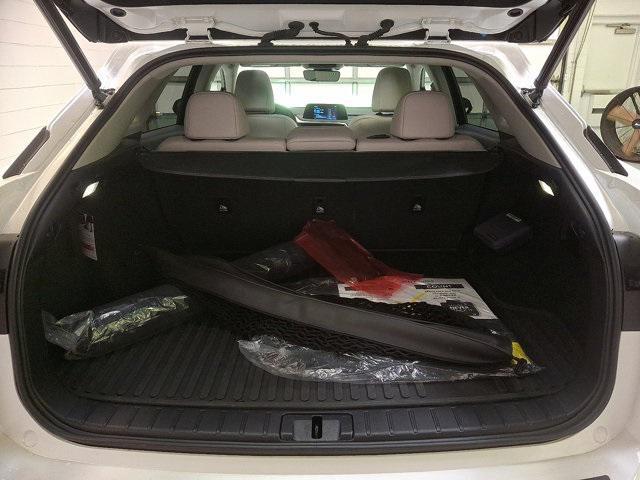 Photo of 2022 Ultra White Lexus RX 350