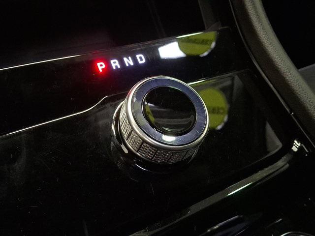 Photo of 2023 Bright White Clearcoat Jeep Grand Cherokee
