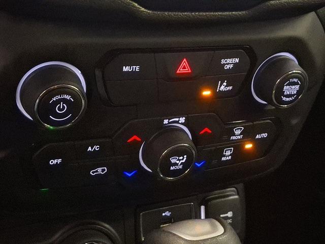 Photo of 2021 Bikini Metallic Clearcoat Jeep Renegade