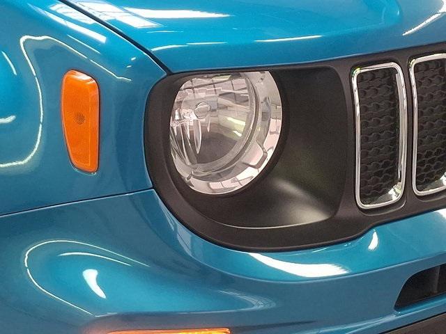 Photo of 2021 Bikini Metallic Clearcoat Jeep Renegade