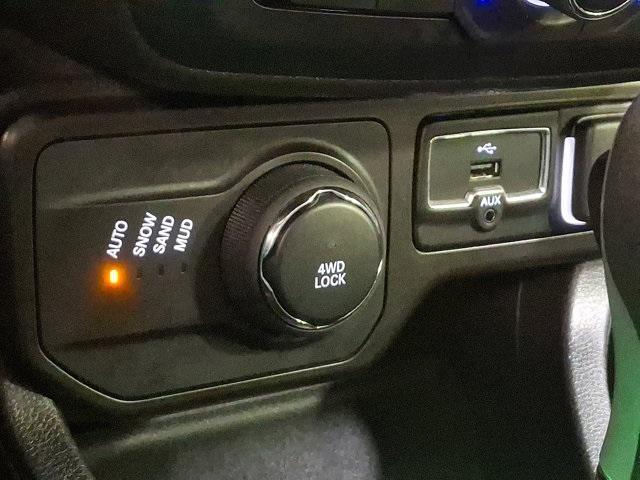 Photo of 2021 Bikini Metallic Clearcoat Jeep Renegade